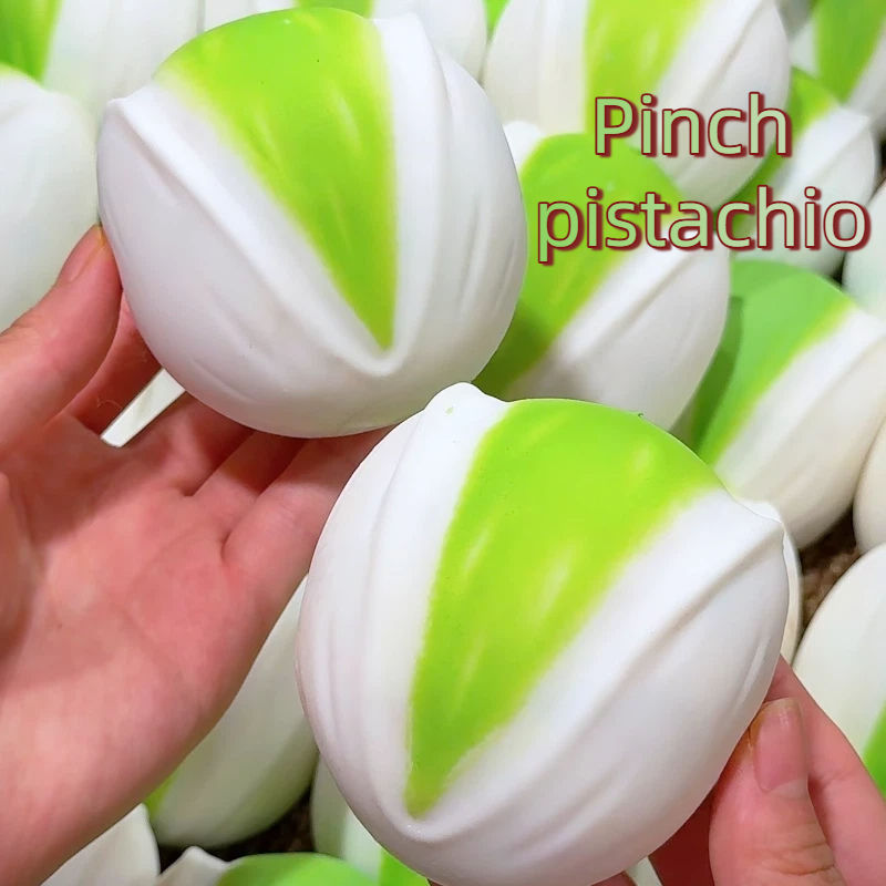 Crystal Growing Kit - Nozes de pistache são espremidas à